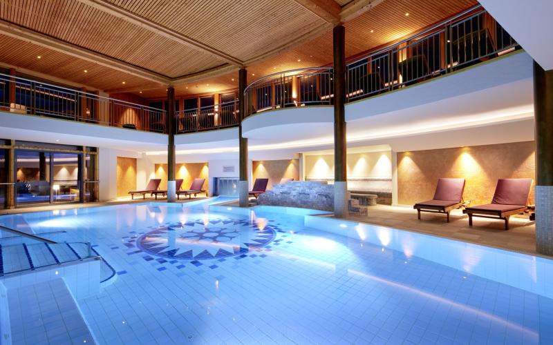 Schwimmbad im Spabereich des Ayurveda Resort Mandira
