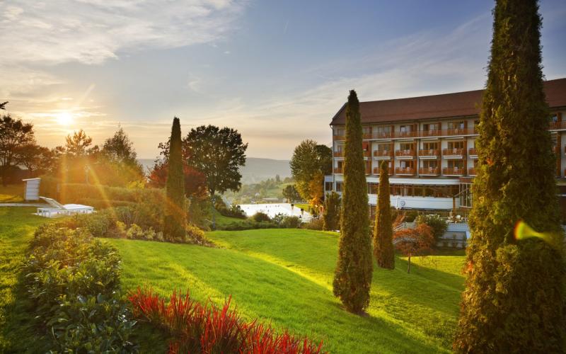 Aussenansicht des Hotel und Spa Der Steirerhof im Herbst