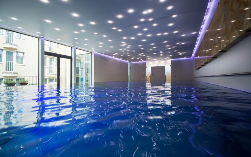 Luxury Wellness und Spa Hotel Prezident Innenpool des Luxury Wellness und Spa Hotel Prezident