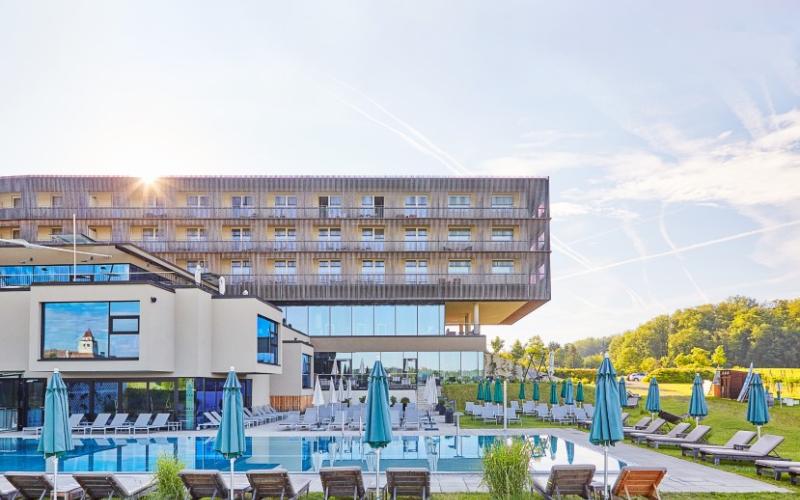Aussenansicht des Loisium Wine und Spa Südsteiermark