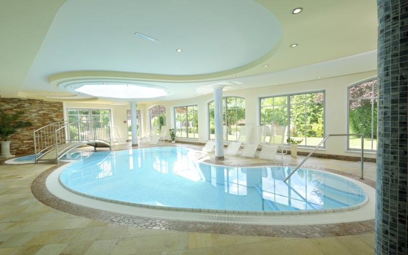 Schwimmbad im Hotel Herrschaftstaverne