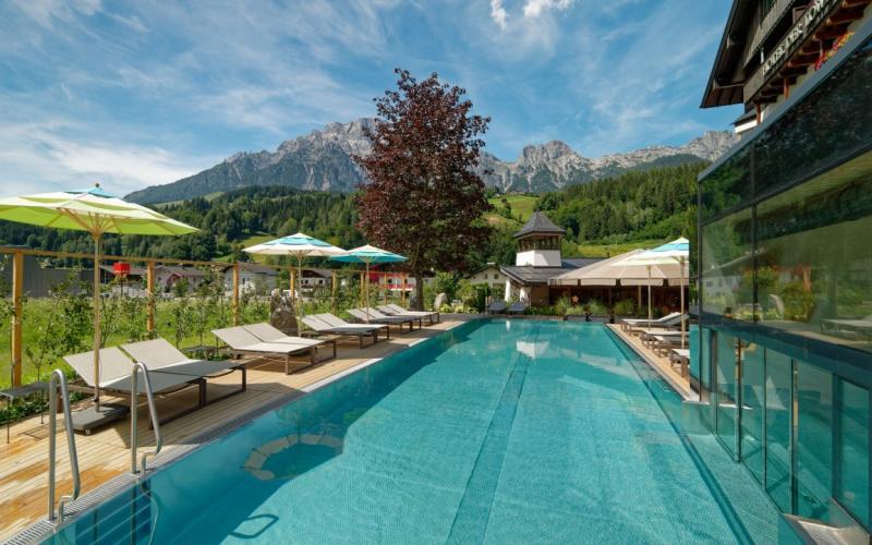 Aussenpool im Lebe Frei Hotel Der Löwe
