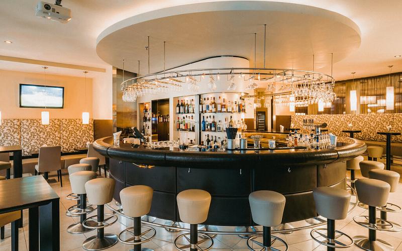 Barbereich im Lindner Hotel Am Belvedere Wien