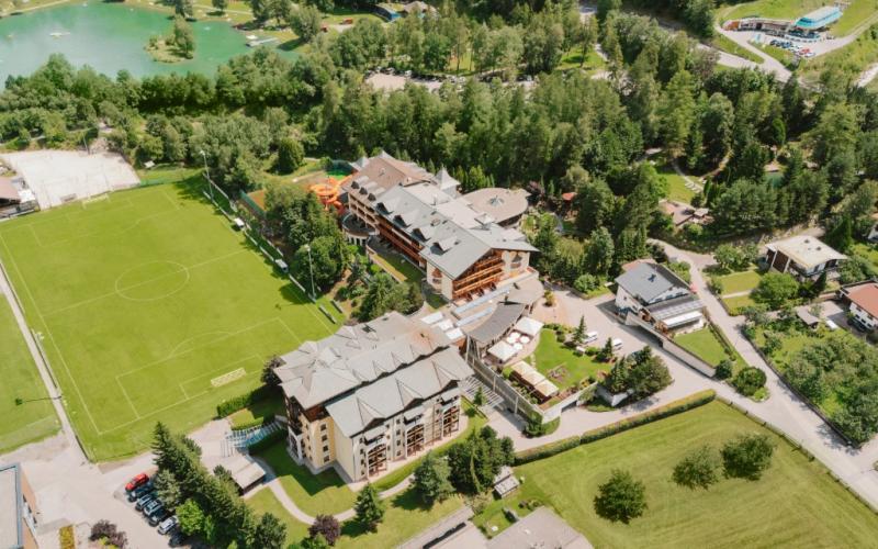 Aussenansicht aus der Luft Hotel miaflor