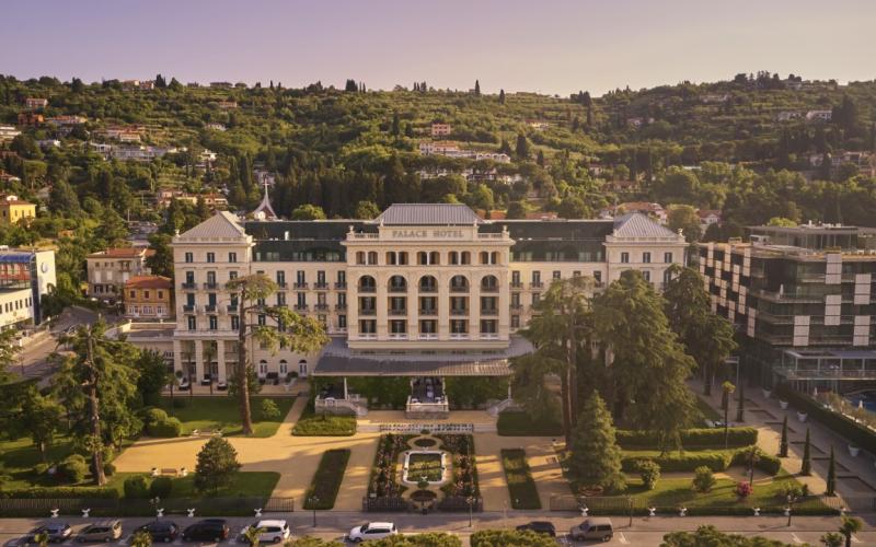 Luftbild des Palace Hotels Portoroz - Aussenansicht