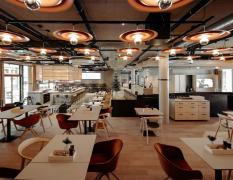 Blick in das Restaurant im Dips and Drops Hotel