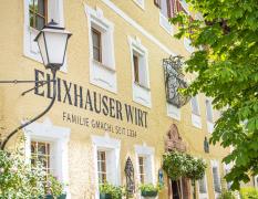 Detailsansicht der Fassade des Elixhauser Wirtes