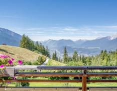 Inntalerhof DAS Panoramahotel Bilck von der Terrasse des Inntalerhofes in das Inntal