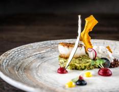 Ein schön zubereiteter Teller im Adler InnTyrol Mountain Resort