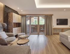 Beispiel eines Doppelzimmers im Hotel Post Ischlg mit hellem Design