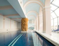 Innenpool im Spa Bereich des Grand Hotels Rogaška