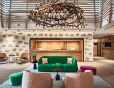 Lobby im neu renovierten Falkensteiner Bad Leonfelden