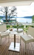 Terrasse mit Blick auf den See vom Seehotel Dr. Jilly aus